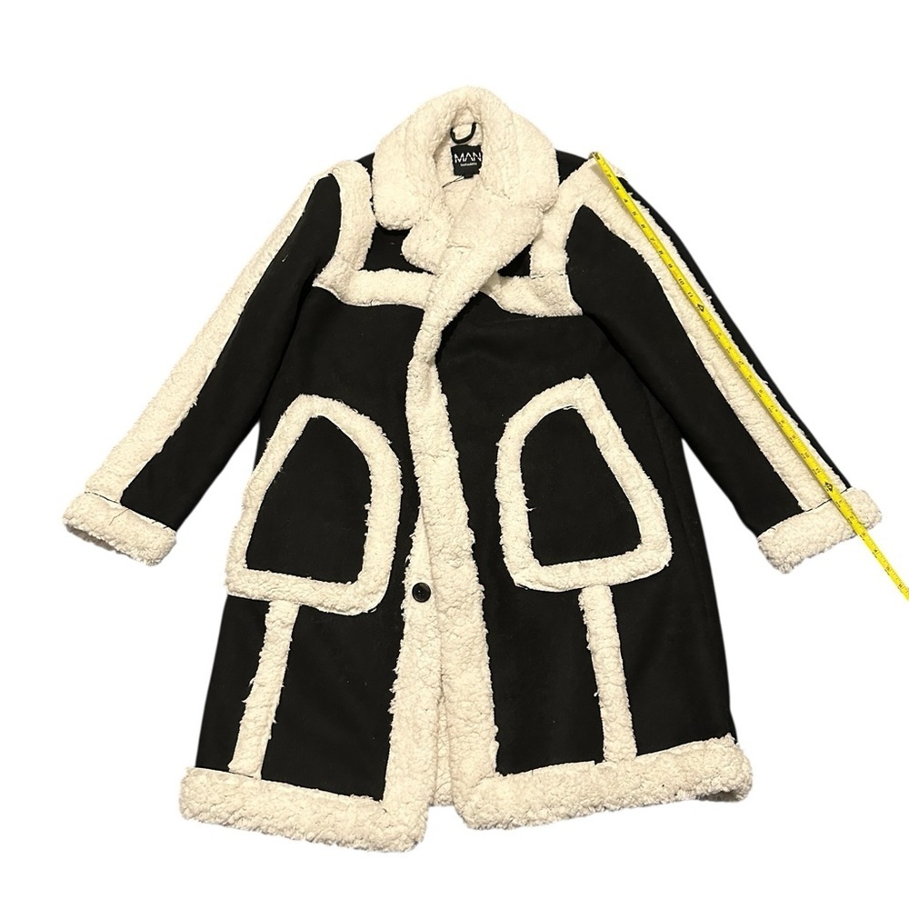 Boohoo man Black and Cream Teddy men Jacket, NWT, size large - Picture 15 of 16